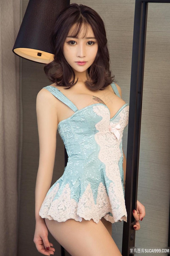 欧美校园激情清纯另类